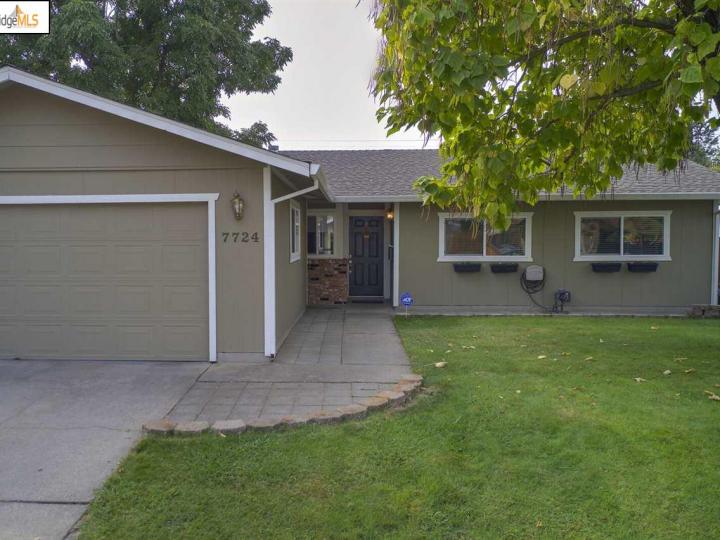 7724 Spring Valley Ave, Citrus Heights, CA | . Photo 2 of 24