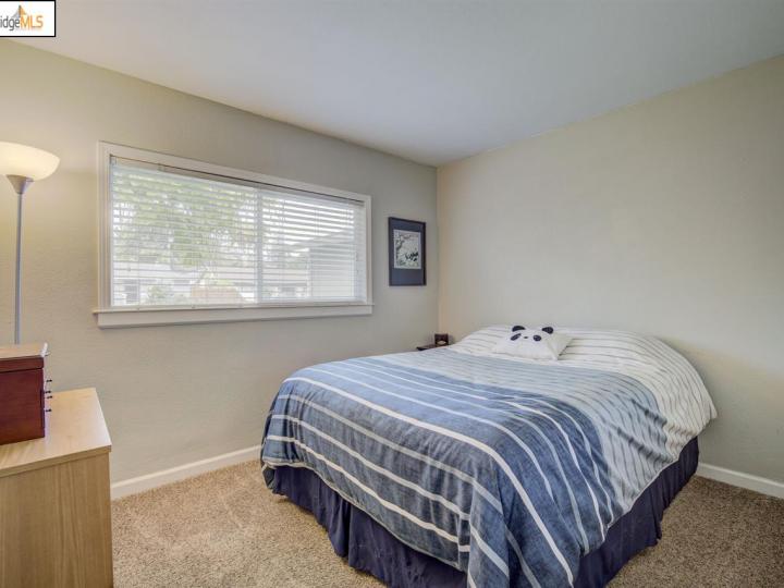 7724 Spring Valley Ave, Citrus Heights, CA | . Photo 16 of 24