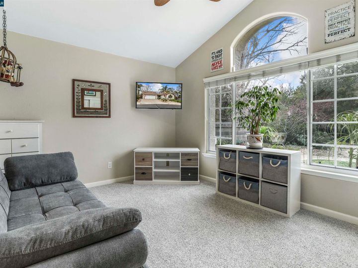 785 Woodsong Ln, Brentwood, CA | . Photo 14 of 35