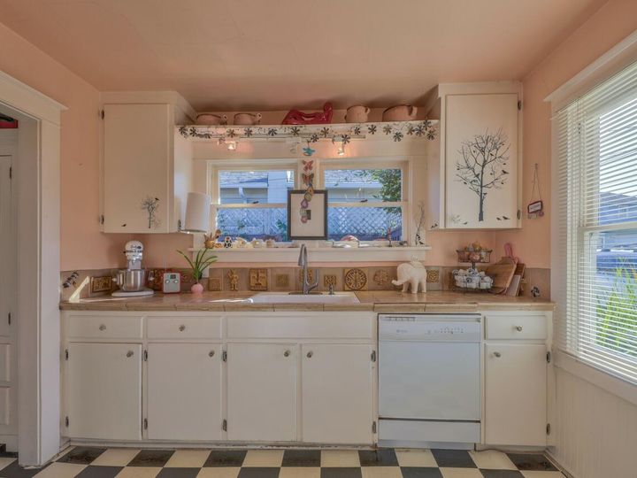 791 Spruce Ave, Pacific Grove, CA | . Photo 12 of 32
