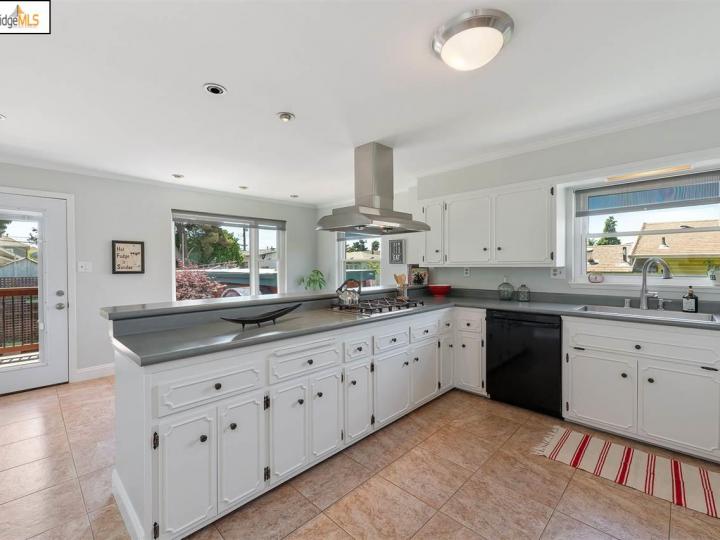 809 46th St, Oakland, CA | North Oakland. Photo 11 of 38