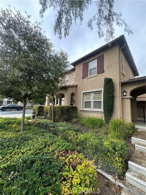 8138 W Preserve Loop, Chino, CA, 91708 Townhouse. Photo 4 of 14