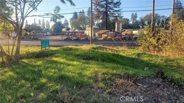 8322 Skwy Paradise CA. Photo 14 of 24