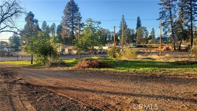 8322 Skwy Paradise CA. Photo 16 of 24