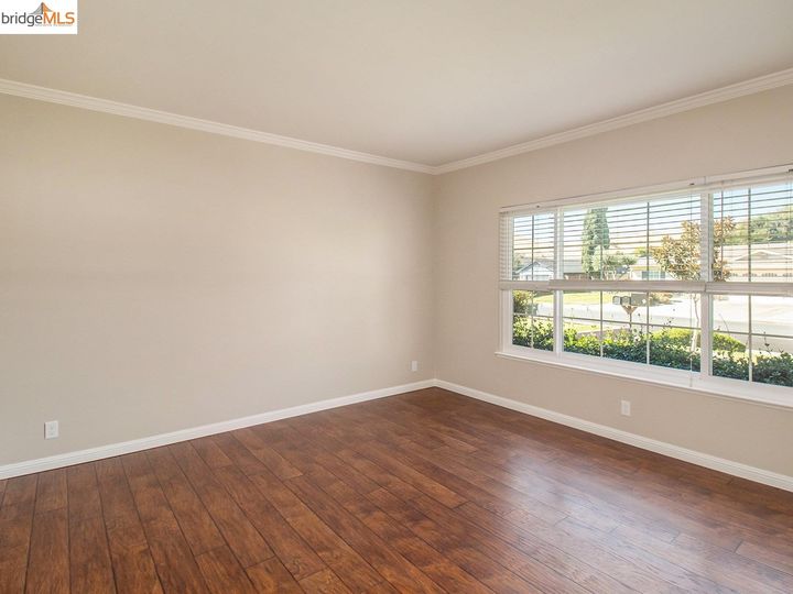 9 Clairmont Pl, Pittsburg, CA | Woodland Hills. Photo 10 of 36
