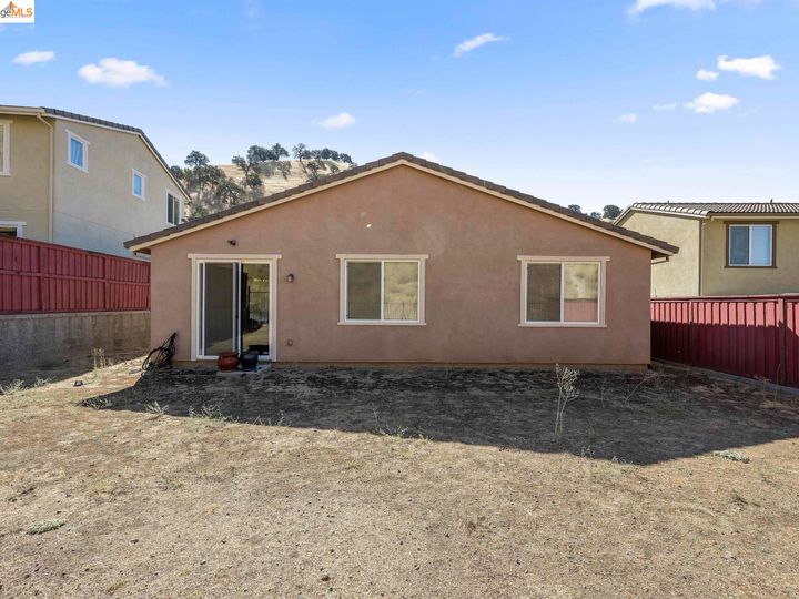 9101 Golf Canyon Dr, Patterson, CA | . Photo 35 of 39