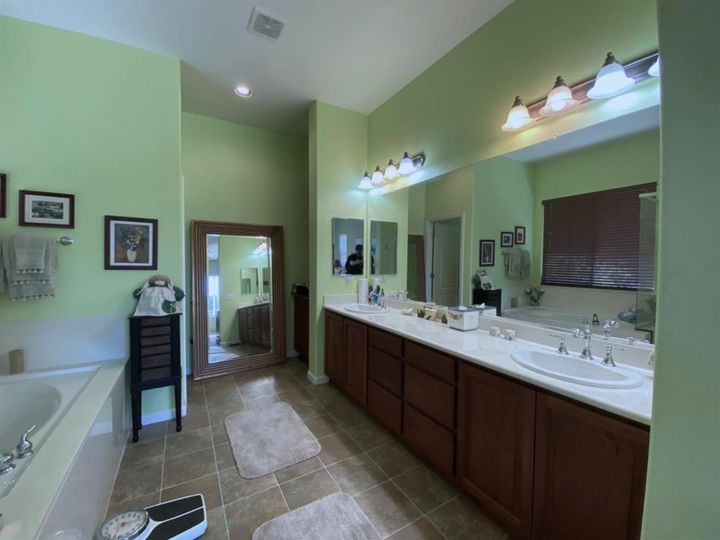 9140 Panoz Ct, Patterson, CA | . Photo 16 of 31