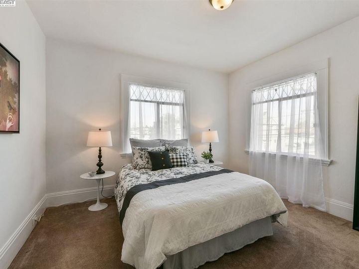 928 Willow St, Alameda, CA | Central Alameda. Photo 20 of 40