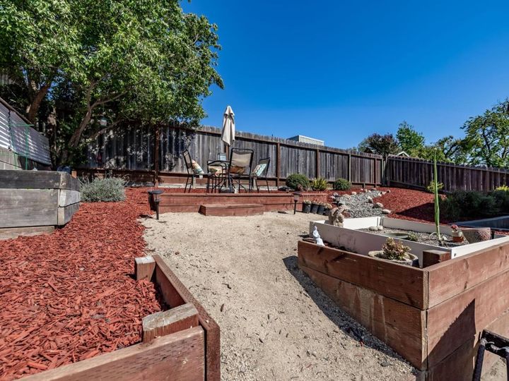 941 Suiter St, Hollister, CA | . Photo 24 of 26