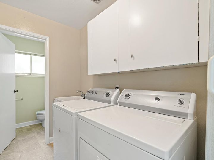 975 Castle Hill Rd, Redwood City, CA | . Photo 18 of 27