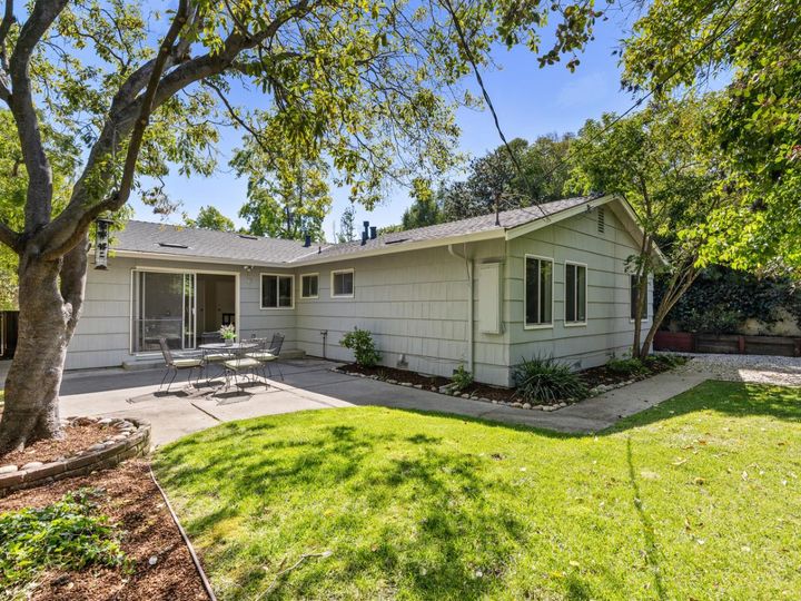 975 Castle Hill Rd, Redwood City, CA | . Photo 19 of 27