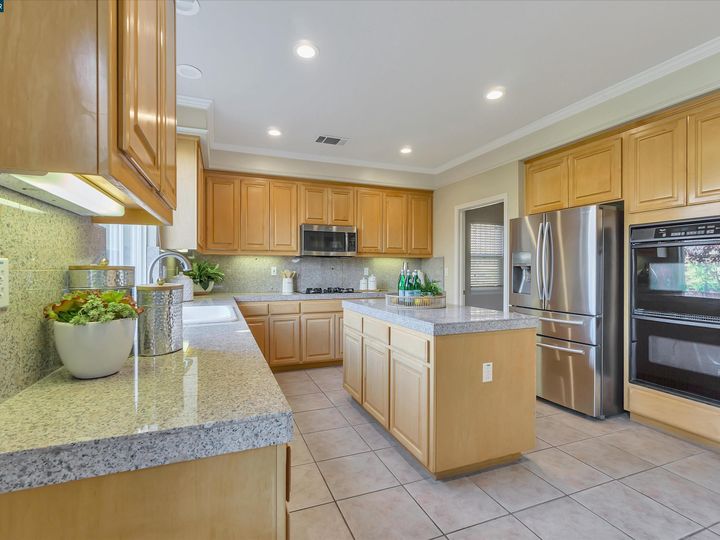 985 Rolling Woods Way, Concord, CA | Crystyl Ranch. Photo 13 of 57