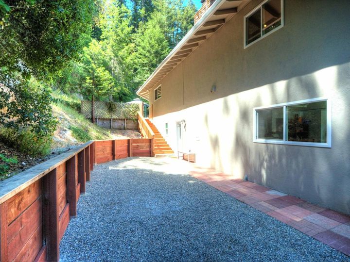985 Whispering Pines Dr, Scotts Valley, CA | . Photo 26 of 34