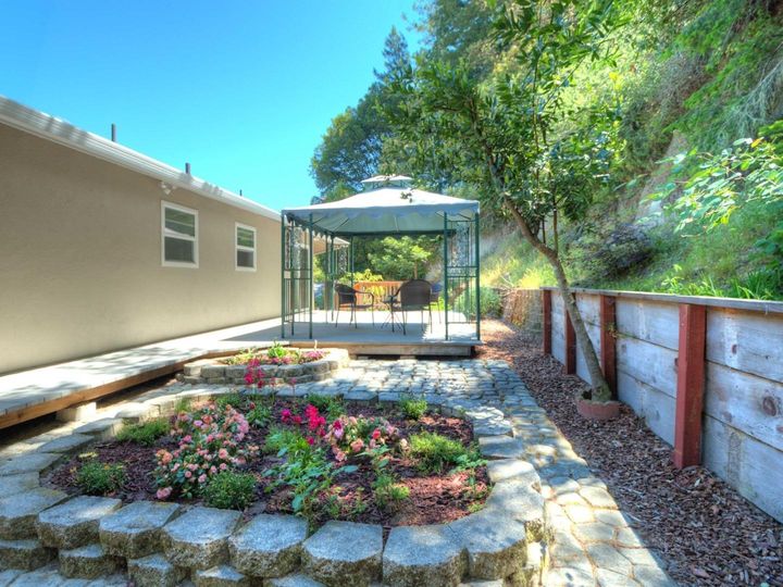 985 Whispering Pines Dr, Scotts Valley, CA | . Photo 28 of 34