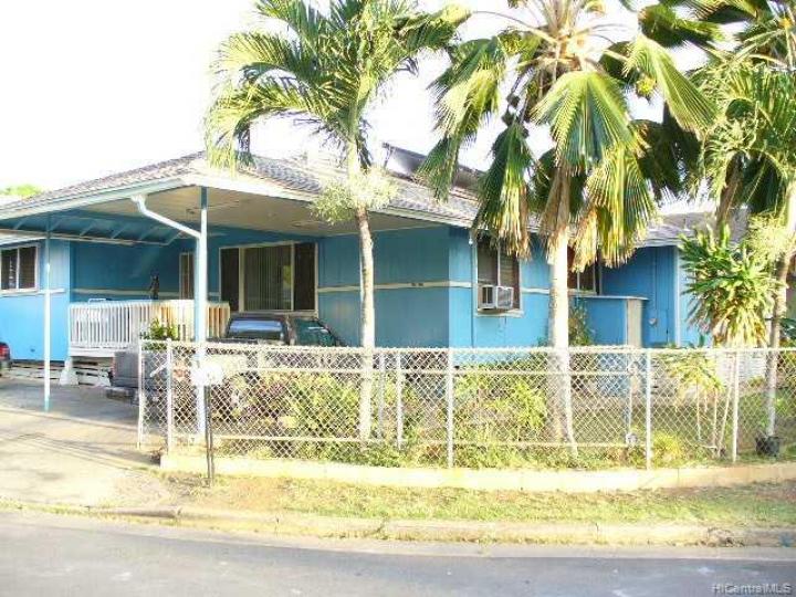 Waipahu HI Home. Photo 2 of 8