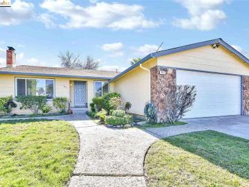1017 Doncaster Dr, Lone Tree Hgts, CA