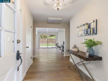 1020 Timothy Ln, Lafayette, CA | Upper Happy Vly. Photo 4 of 36
