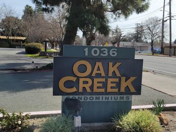 Oak Creek condo #31. Photo 3 of 27