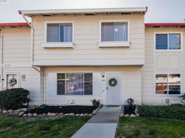 1042 Spring Valley Cmn, Livermore, CA, 94551 Townhouse. Photo 2 of 31