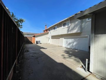 1235 Hollenbeck Ave, Sunnyvale, CA