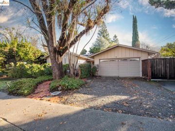 14 Westover Ct, Pleasant Hill, CA | Creekside Park. Photo 2 of 31