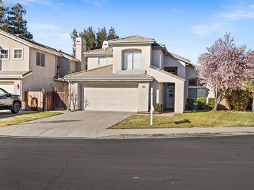 1465 Monterey Ct, Tracy, CA | Central Tracy. Photo 2 of 44