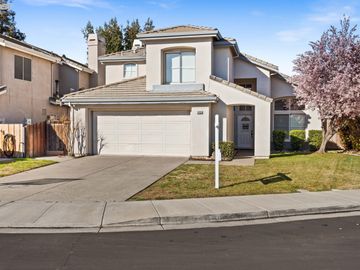 1465 Monterey Ct, Tracy, CA | Central Tracy. Photo 3 of 44