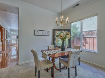 1631 Little River Dr, Salinas, CA | . Photo 3 of 47