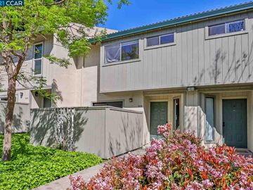 1684 Parkside Dr, Walnut Creek, CA, 94597 Townhouse. Photo 2 of 21