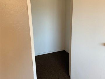 Rental 1800 74th Ave, Oakland, CA, 94621. Photo 6 of 18
