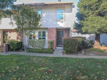 1815 Wildbrook Ct #E, Concord, CA, 94521 Townhouse. Photo 2 of 31