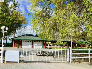 19110 Yost Ranch Rd, Sonora, CA | . Photo 3 of 25