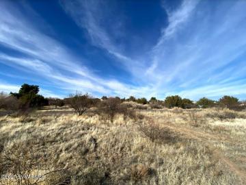 20619 E Mesa Verde Rd, Mayer, AZ | Under 5 Acres. Photo 2 of 26