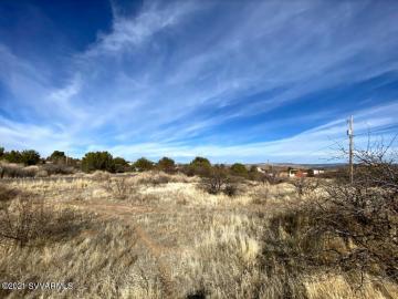 20619 E Mesa Verde Rd, Mayer, AZ | Under 5 Acres. Photo 4 of 26