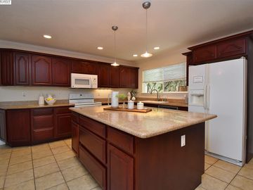 211 Clarke Ave, Livermore, CA | Leland Heights. Photo 6 of 25