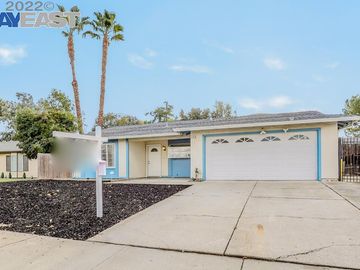 2145 Freeman Ct, Antioch, CA | River Heights. Photo 2 of 34