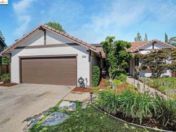 2313 Antler Ct, Antioch, CA | Mayfair. Photo 3 of 30