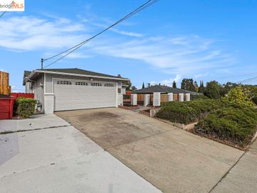 2331 Galway Rd, San Pablo, CA | . Photo 3 of 35