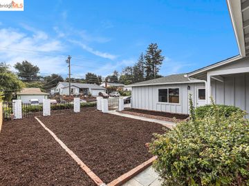 2331 Galway Rd, San Pablo, CA | . Photo 4 of 35