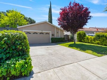 2433 Redwood Dr, Antioch, CA | Village East. Photo 3 of 31