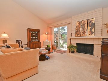 2482 Cheshire Ct, San Leandro, CA, 94577 Townhouse. Photo 6 of 50