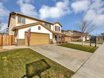 2541 Glenview Dr, Hollister, CA | . Photo 3 of 60