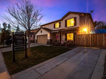 2541 Glenview Dr, Hollister, CA | . Photo 6 of 60