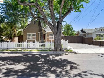 262 W Lowell Ave, Tracy, CA | Central Tracy. Photo 5 of 47