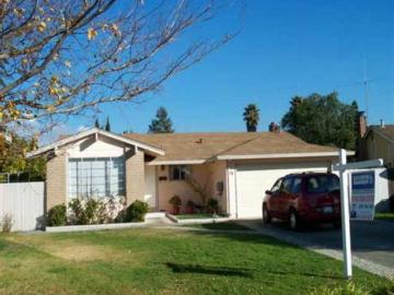 32459 Lois Way, Town And Country, CA