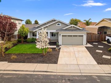 327 Clearwood Dr, Oakley, CA