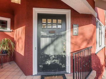 378 50th St, Oakland, CA | Temescal. Photo 3 of 27
