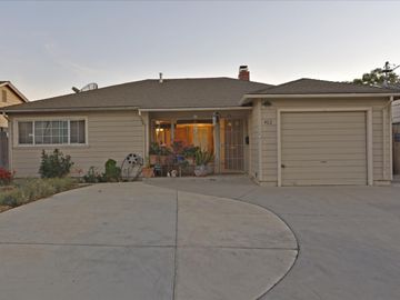 402 Haven Dr, King City, CA | . Photo 2 of 23