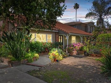 4963 Haskell Ave, Los Angeles, CA