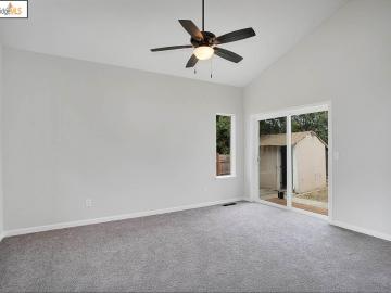 501 Sir Lancelot Dr, Tracy, CA | Central Tracy. Photo 4 of 25